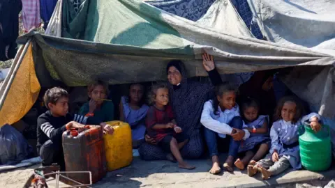 Cataclysmic Crisis in the Gaza Strip while Military Forces Push Forward